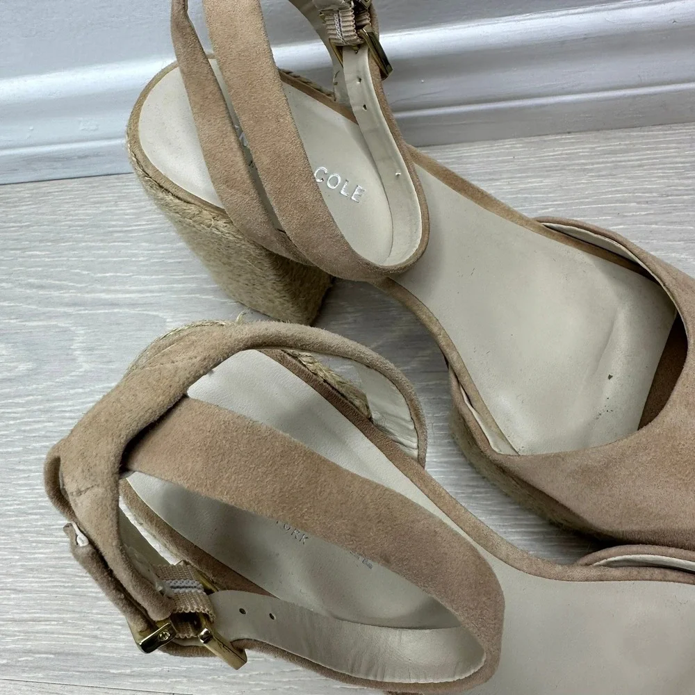 Kenneth Cole Pheonix Platform Espadrille Sandals Womens 8.5M Tan Suede Wedge